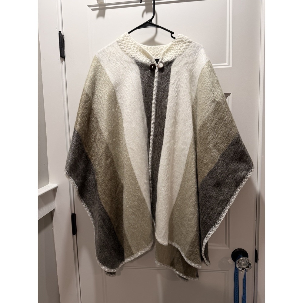 Vintage Alpaca Wool Blend Striped‎ Poncho Cape Crochet Collar Coconut Buttons
